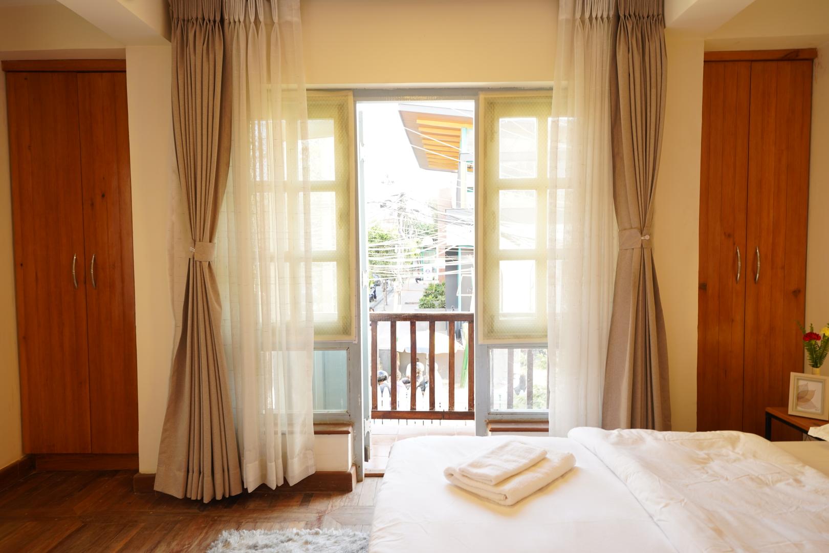 Whispering Winds- One Bedroom Studio Apartment details